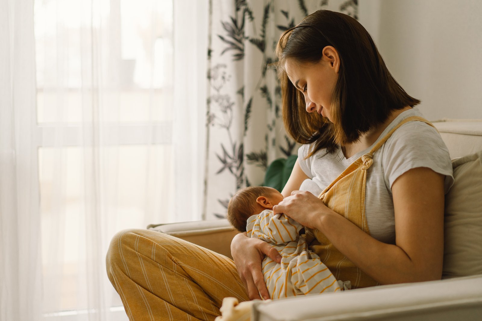 Lactation Consultant in Hintonburg
